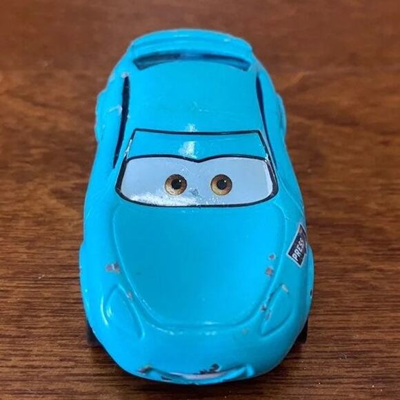 DISNEY PIXAR Cars Kori Turbowitz Diecast Car - Picture 2 of 5